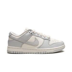 Nike Dunk Low Needlework Sneakers